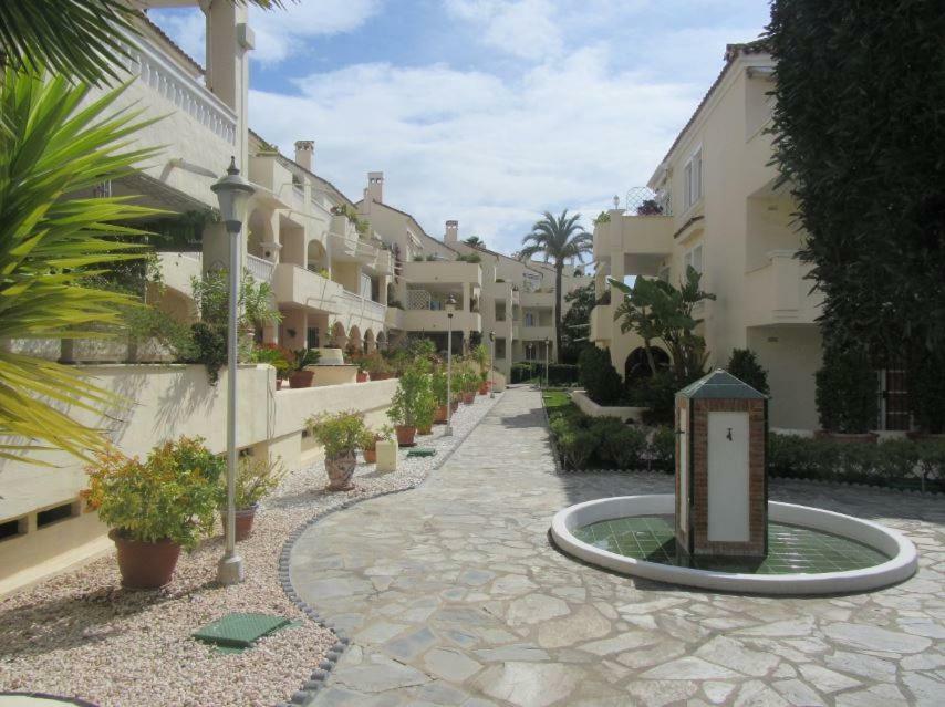 Apartment In El Paraiso - Near Puerto Banus Estepona Exterior foto